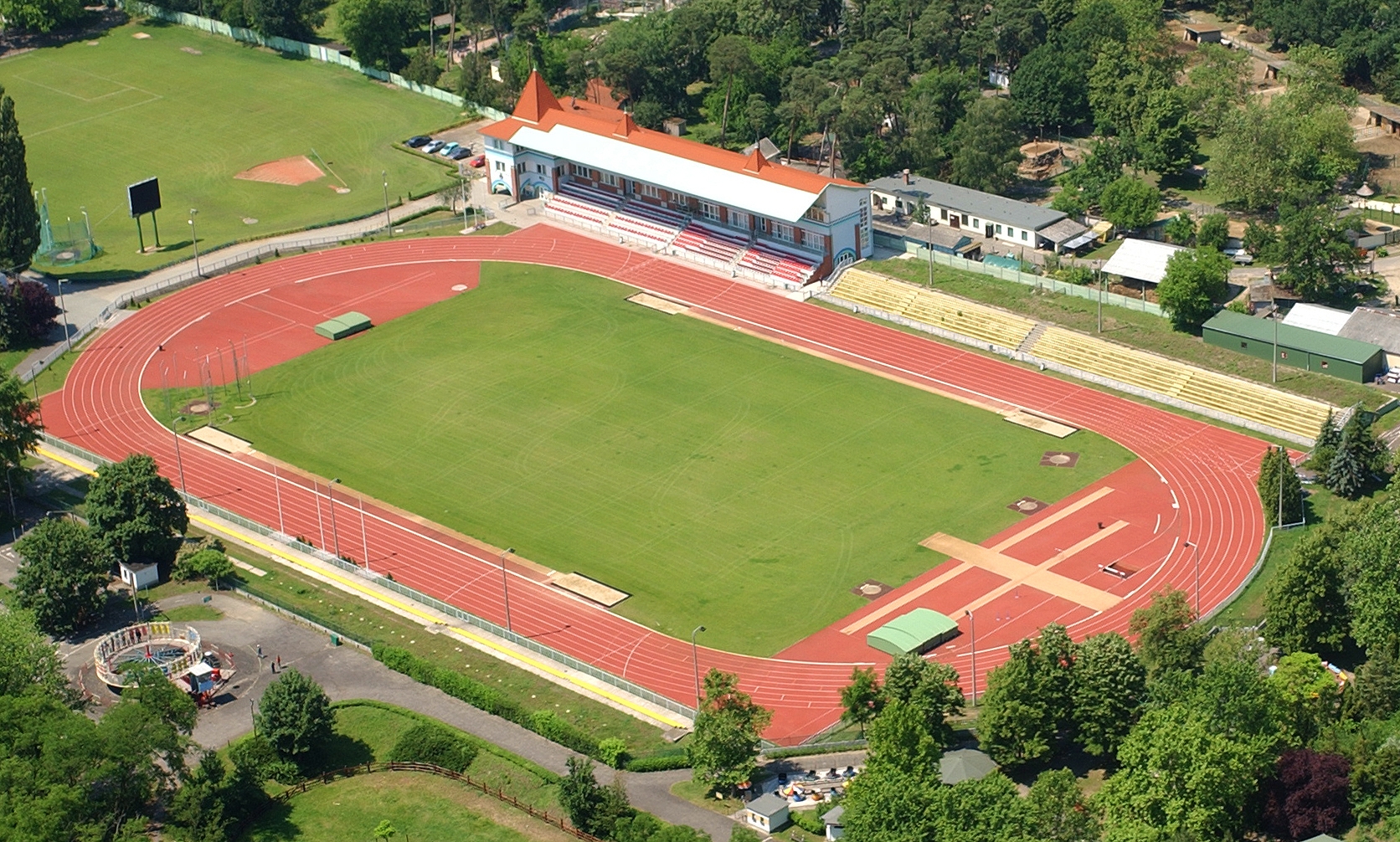 Felújítják a Gyulai István Atlétikai Stadiont!