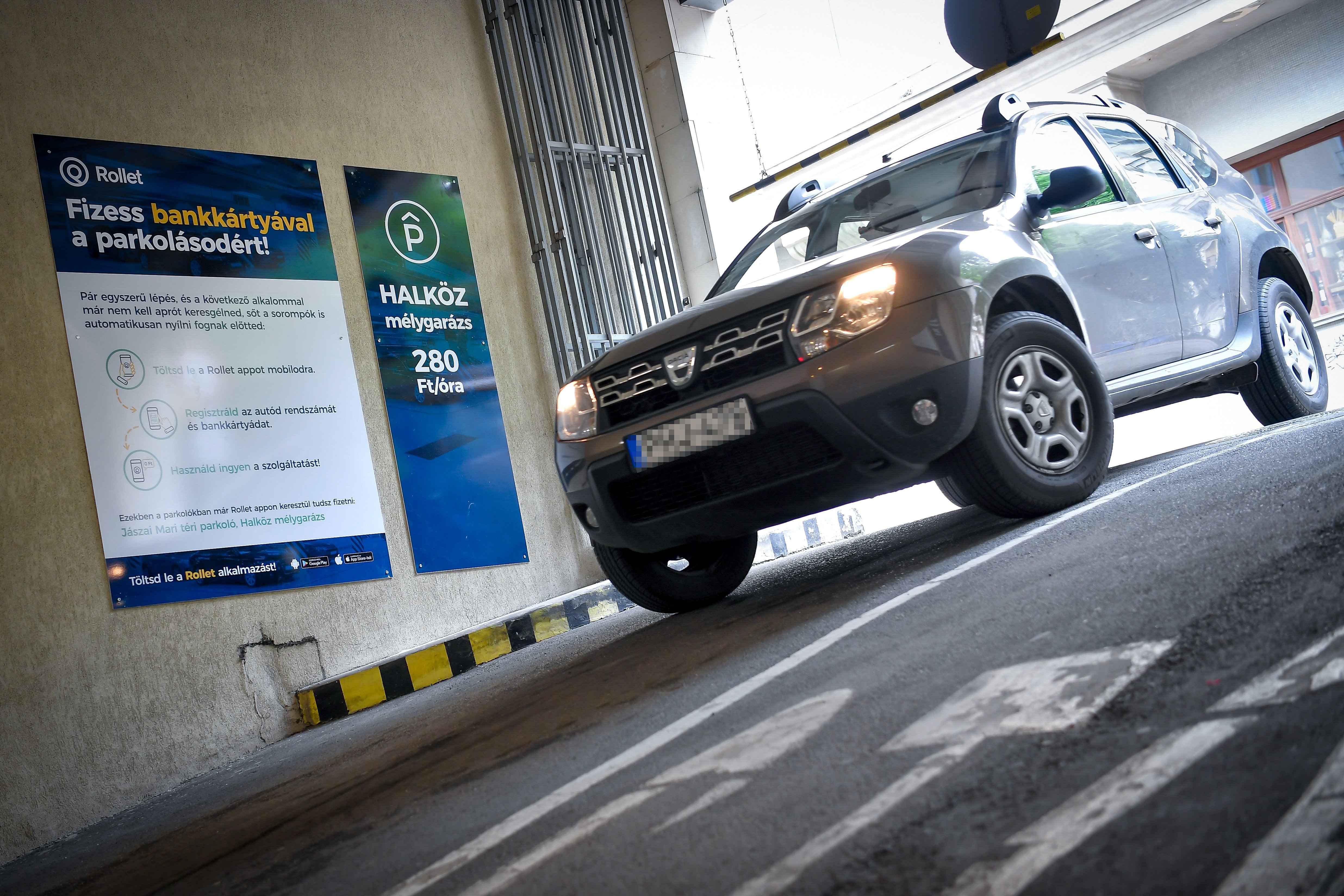 Debrecenben bevezették az applikációs parkolási rendszert