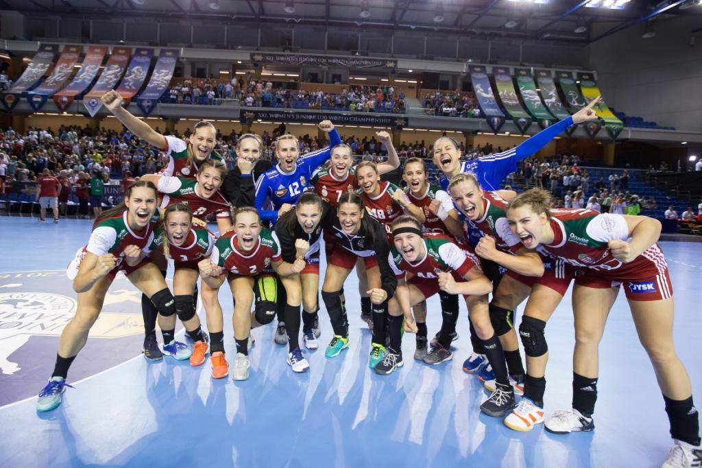 A magyarok és a románok is a nyolcaddöntőben a női junior kézilabda-világbajnokságon