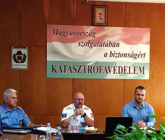 Egymástól tanulnak a magyar és a román tűzoltók