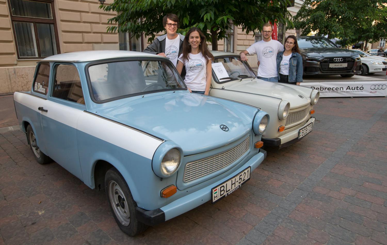 Bolha és Bodobács, a két debreceni Trabant, hatezer kilométeres útra indult