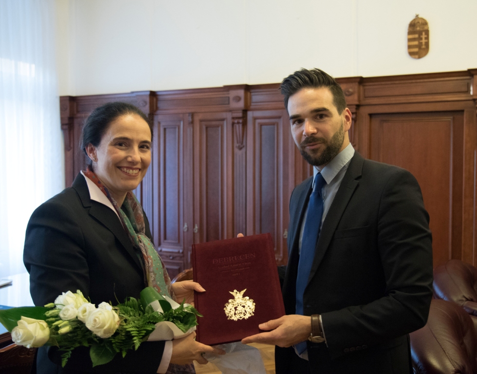Debreceni és kanadai cégek együttműködésének lehetőségeiről tárgyalt Kanada magyarországi nagykövete Debrecenben