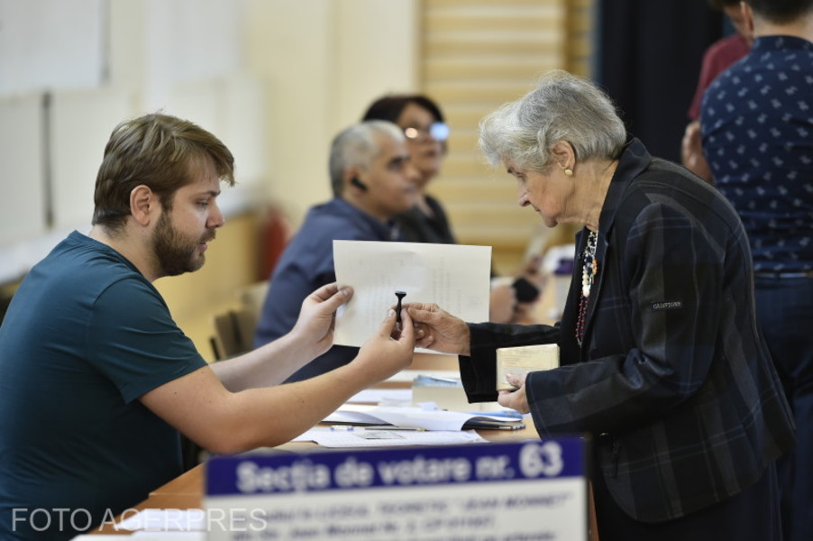 A 92 százalékot közelíti az "igenek" aránya az érvénytelenül zárult referendumon