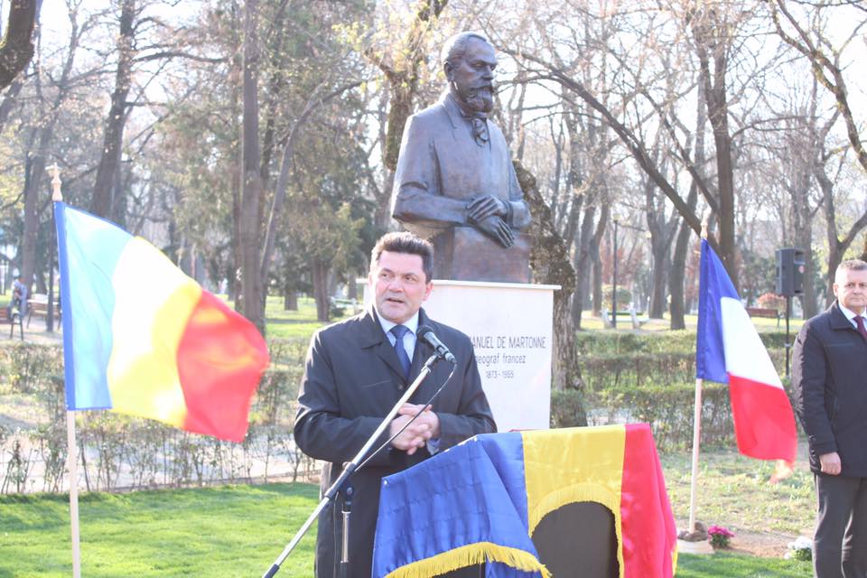 Nagyváradon felavatták az első világháború utáni román-magyar határ egyik kijelölőjének a szobrát