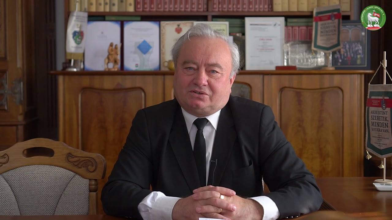 Botrányt robbantott ki egy román nyelvű hetilap Csűry István református püspök körül