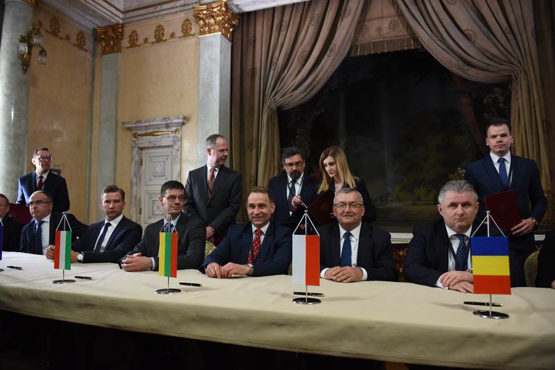 A Via Carpatia projekt résztvevői kezdeményezték a csatlakozást a transzeurópai hálózathoz