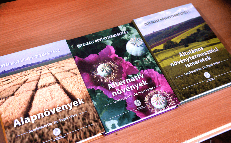 Hiánypótló agrárszakkönyvet készítettek a Debreceni Egyetem oktatói, kutatói