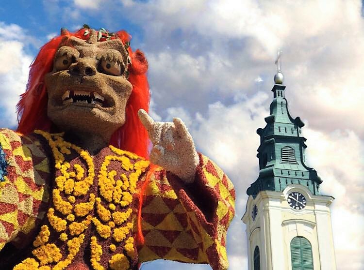 Nagyváradi fotókon a Virágkarnevál és a Magyar Kulturális Napok