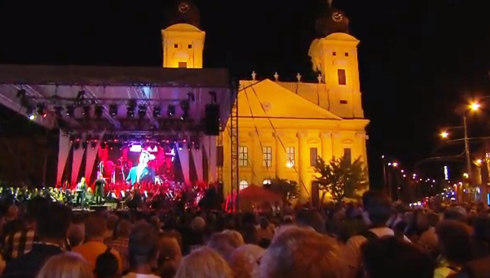 Tömegeket vonzott Debrecenben a Klasszikusok éjszakája
