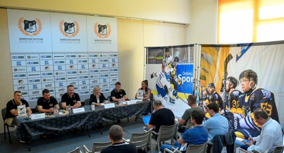 Jégkorong Erste Liga - A Debrecen célja első körben a felsőház