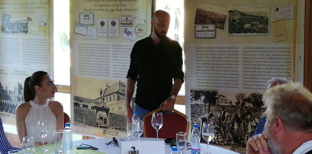 Nagyváradon tartják a Kárpátok Bora Külhoni Magyar Borászati Adatbázis program második konferenciáját