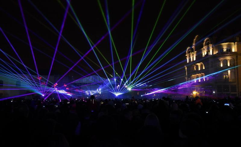 Lézershow-val és tűzijátékkal köszöntötte az új évet Nagyvárad