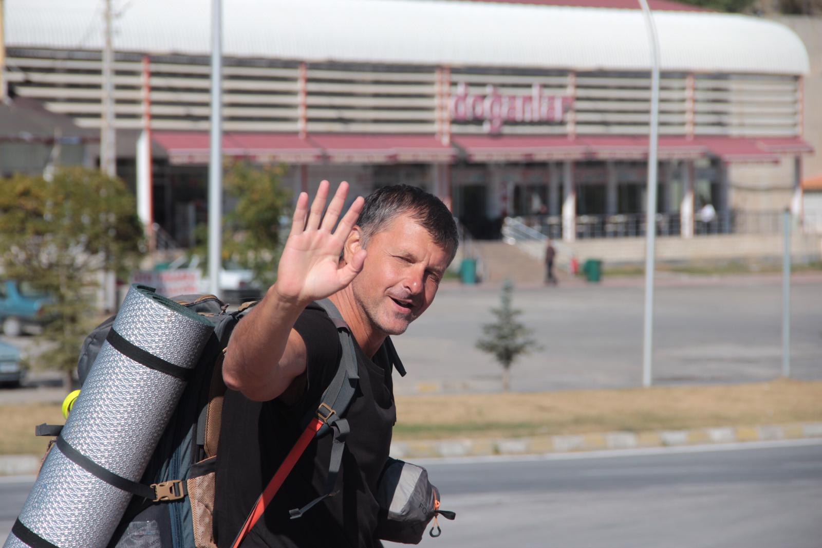 Befejezte zarándoklatát a Kőrösi Csoma Sándor útját idéző Pengő Zoltán