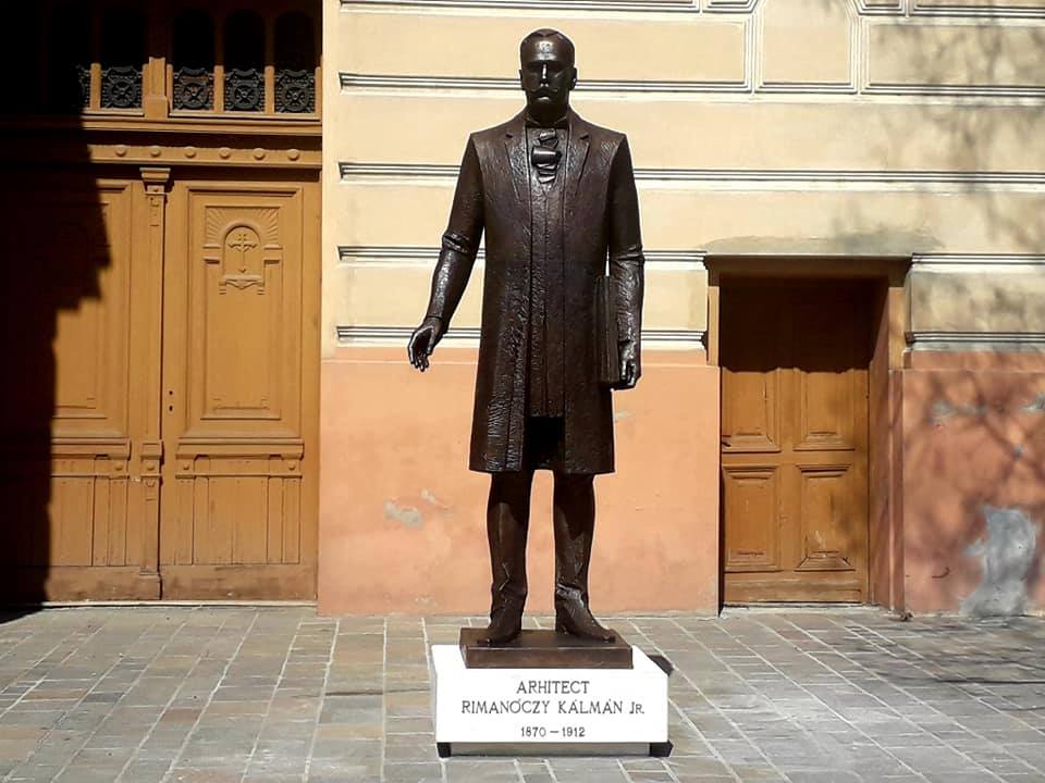 Felállították ifj. Rimanóczy Kálmán szobrát Nagyváradon