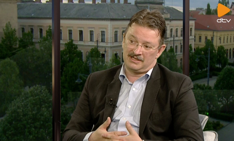 Bács Zoltán: nálunk nem állt meg a világ