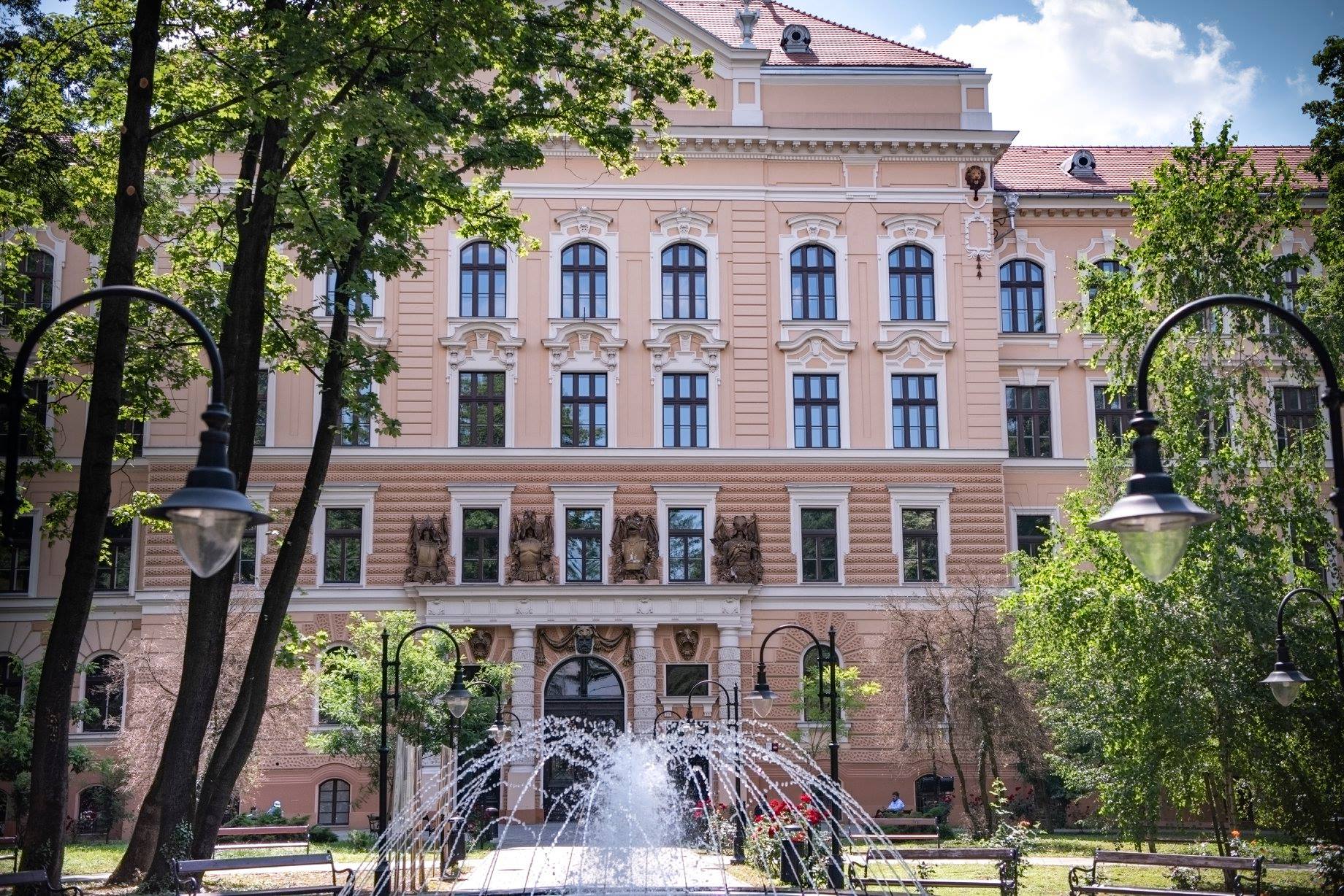 Tölts el minimum két éjszakát egy nagyváradi szálláshelyen, és ingyen látogathatod meg a város múzeumait
