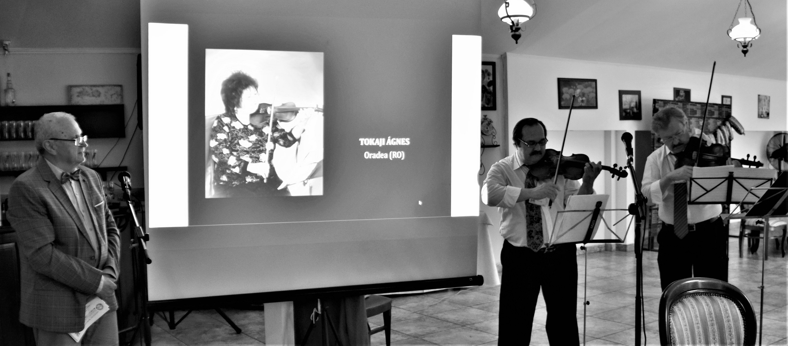 Harmincadik születésnapját ünnepelte az Euro Foto Art Galéria