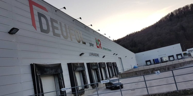 Elkészült a német Deufol debreceni gyára