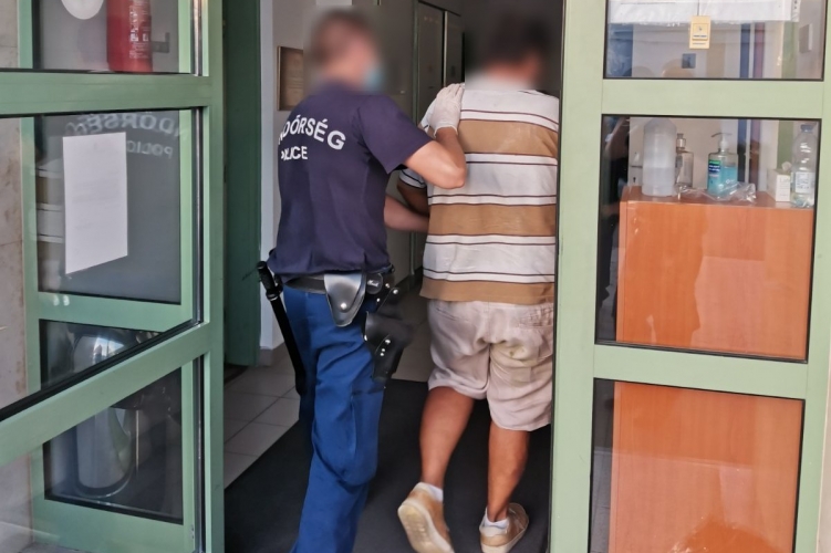 Egy román és egy libanoni embercsempészt ítélt börtönbüntetésre a bíróság