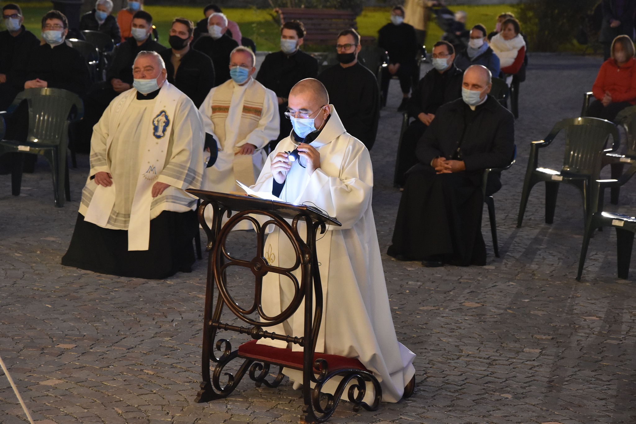 Ima a missziókért és a világjárvány megszűnéséért Nagyváradon