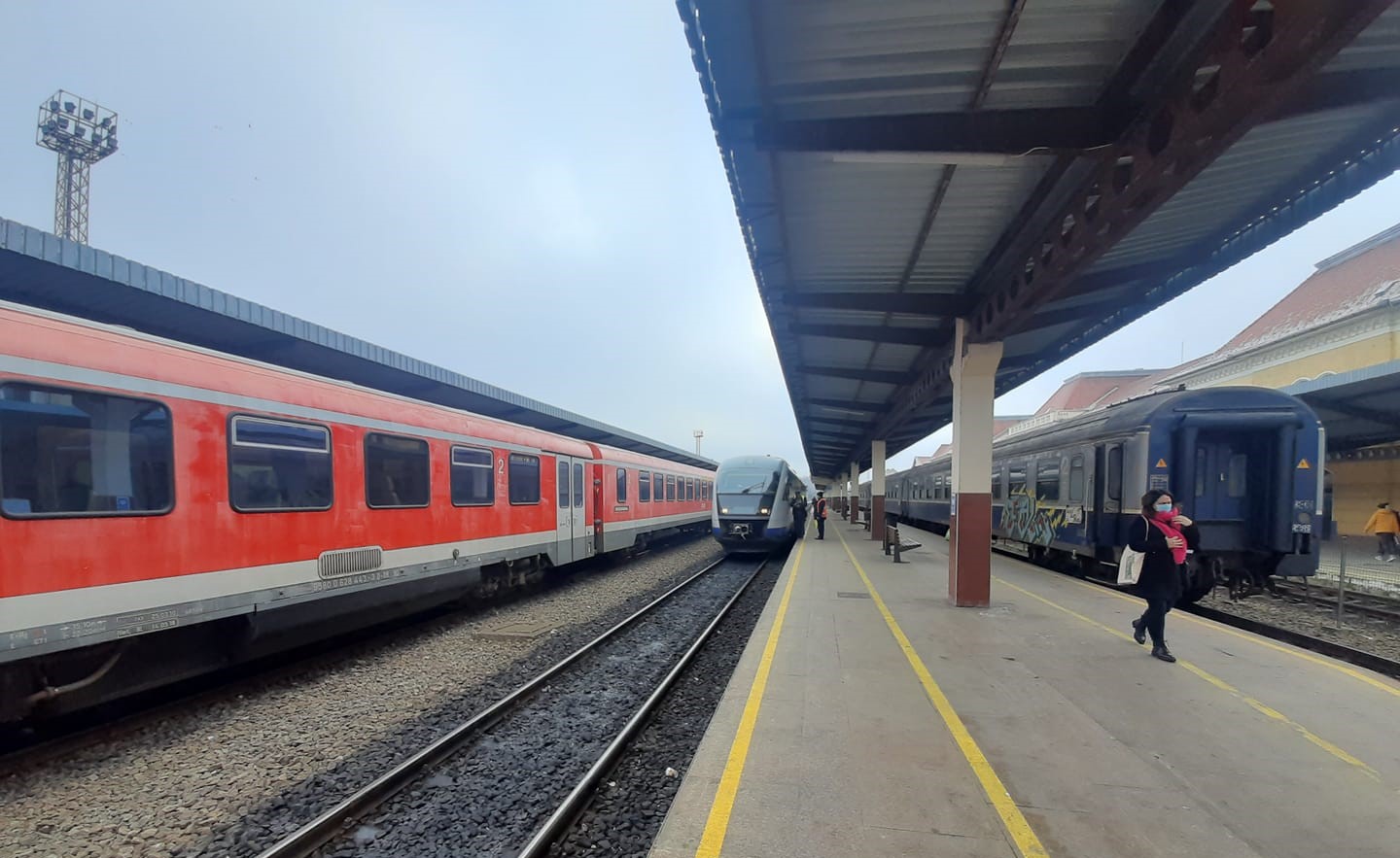 Már 82 engedély megvan a Kolozsvár?Nagyvárad?Biharpüspöki vasútvonal villamosításához és felújításához