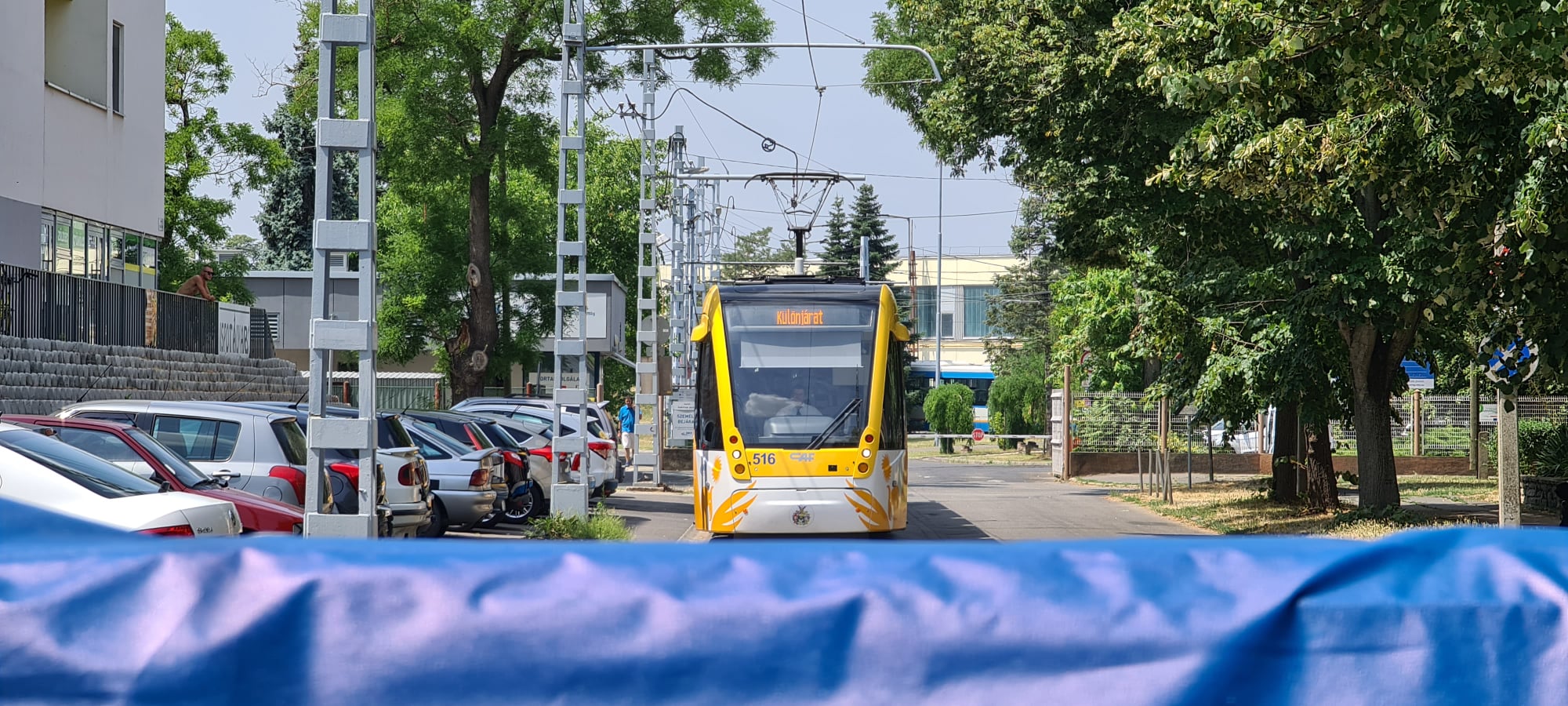 Debreceni villamosvonalon tesztelik a Magyarországon egyedülálló ütközéselhárító rendszert