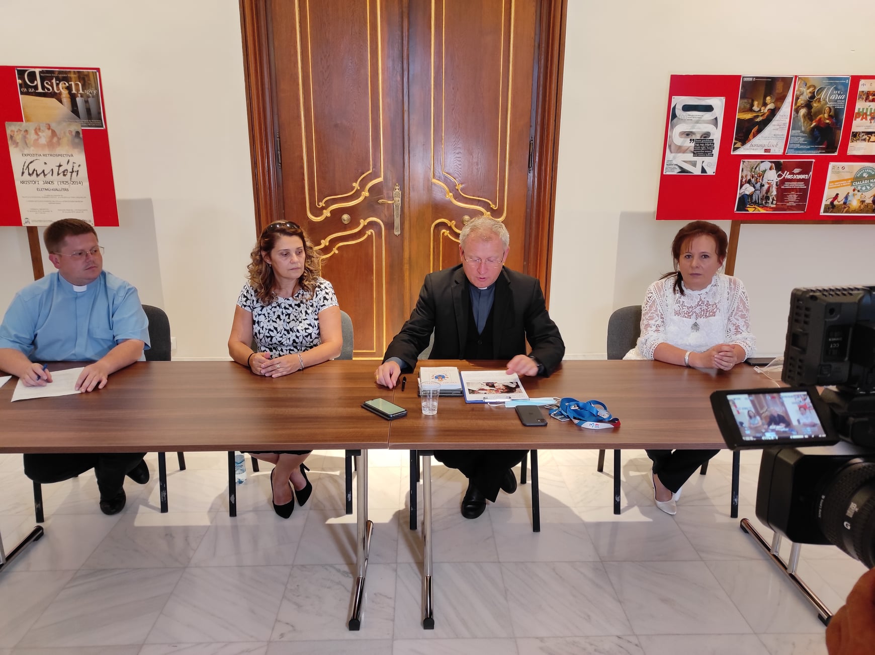 Családi nap a püspöki palotában és annak kertjében