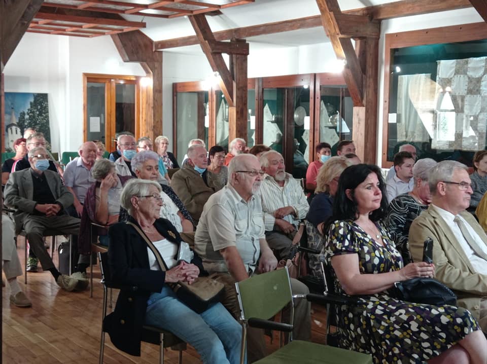 Múltidézés irodalmi keretek között ? Nagyvárad visszatérésének emléknapján
