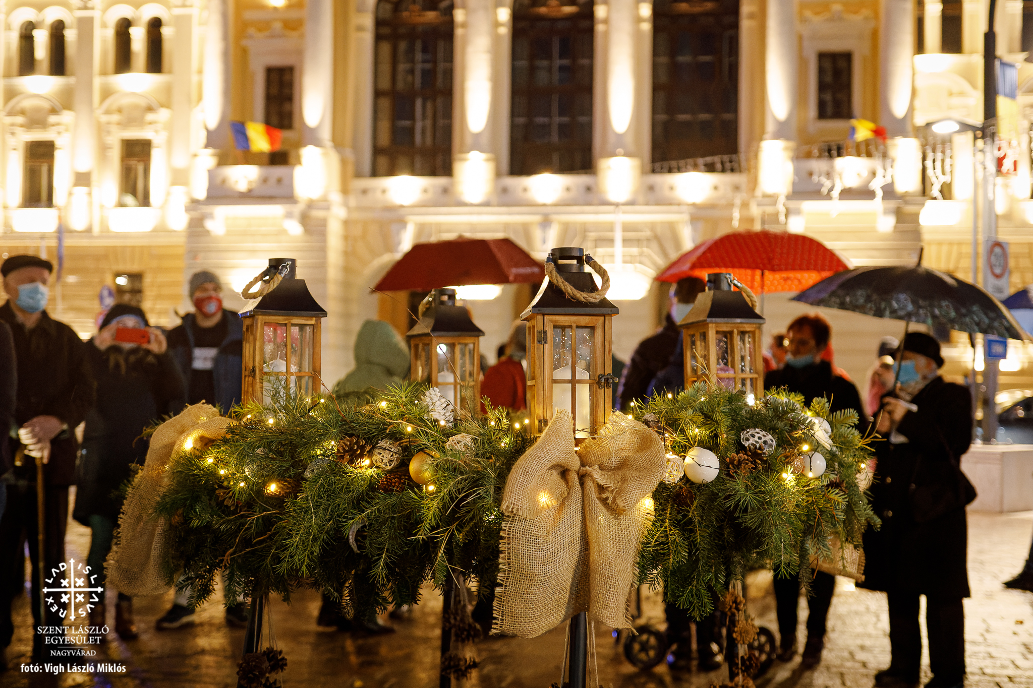 Adventi gyertyagyújtások Debrecenben és Nagyváradon