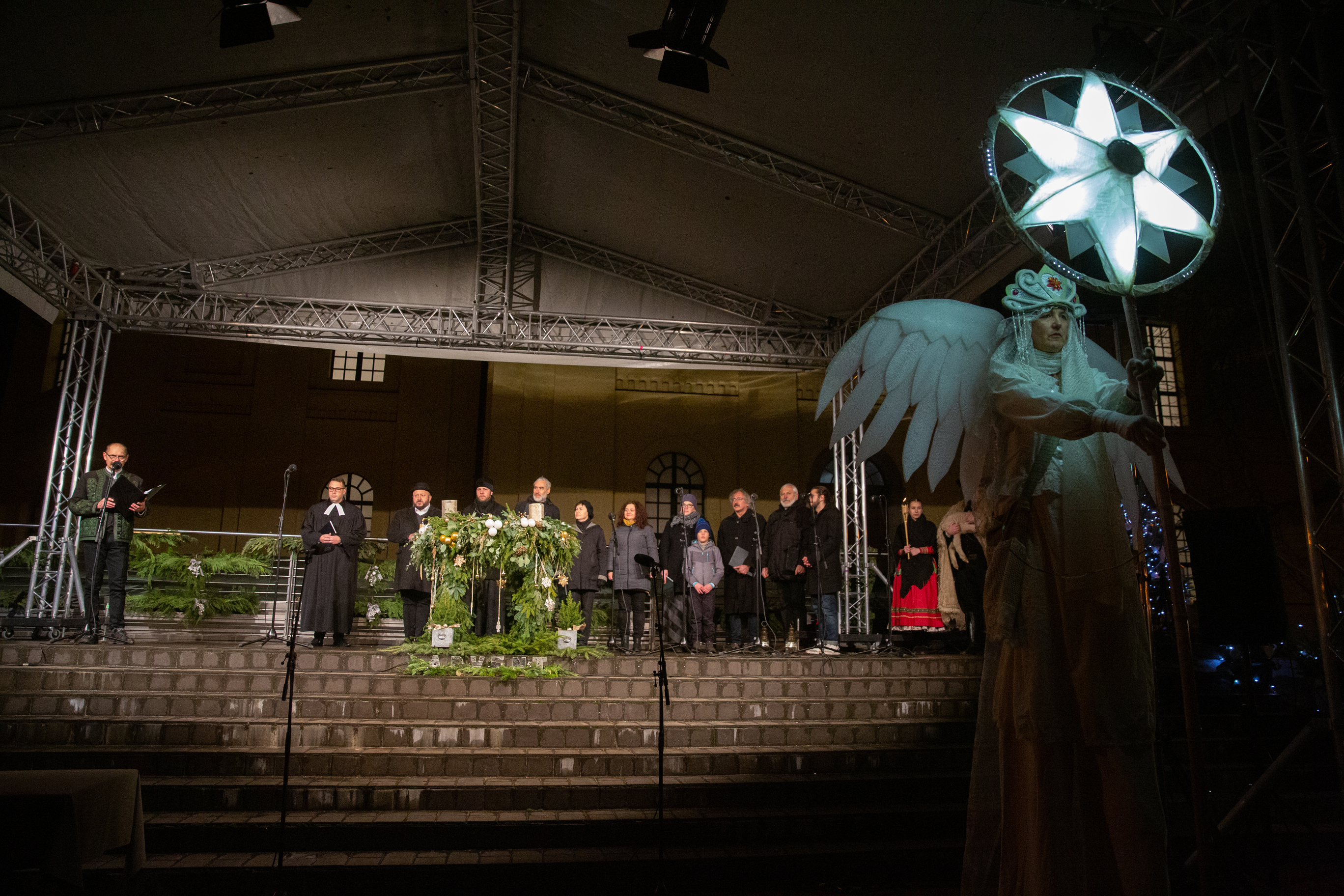 Advent: Debrecenben és Nagyváradon is meggyújtották a második gyertyát