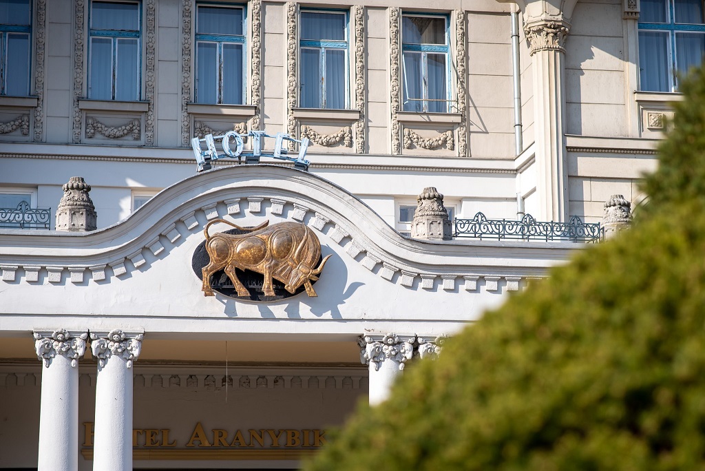 Felújítják az Aranybika Szállót: képző- és kulturális központként, valamint szálláshelyként is működik majd