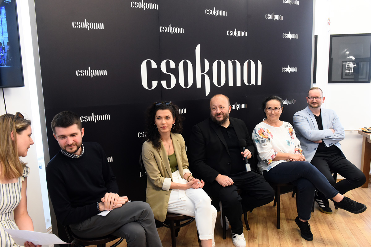 Különleges évadra készül a Csokonai Színház