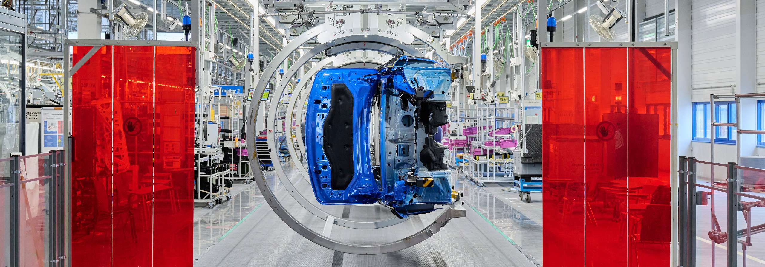 A BMW debreceni üzeme lesz a világ első, teljesen megújuló energiaforrásokon működő autógyára