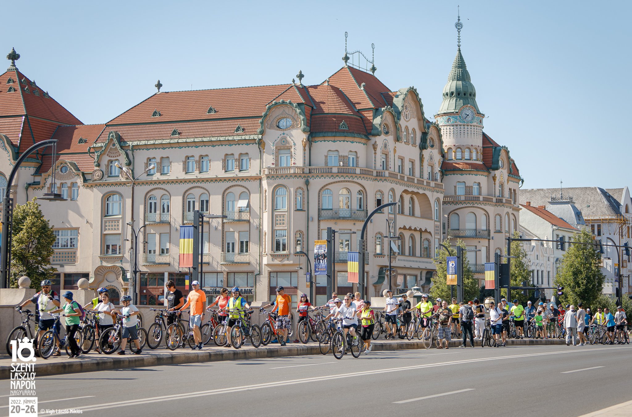 Kiállításmegnyitókkal és biciklitúrával "melegített" a Szent László Napok