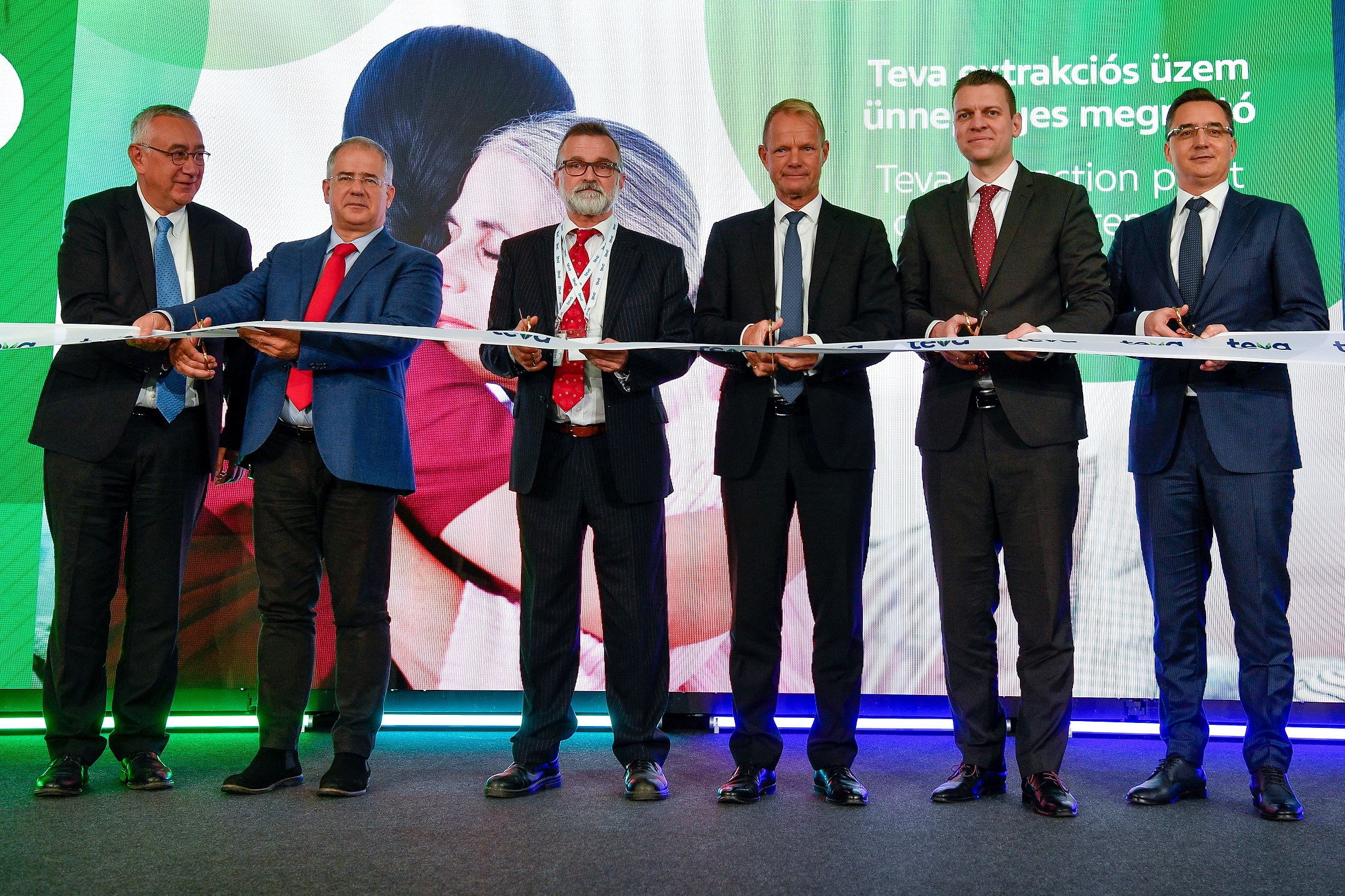 Átadták a Teva kapacitásbővítő beruházását Debrecenben